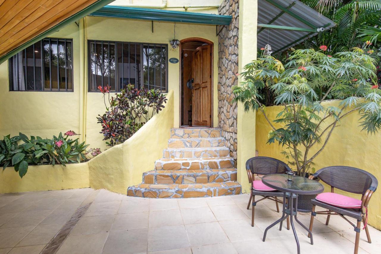 Jungle Creek Aparthotel Manuel Antonio Exterior photo
